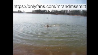 came to fuck on a public beach