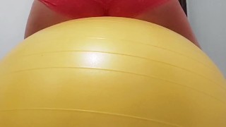 Girl farting loudly on a ball (Trailer)