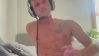 Playing Xbox and then I got HORNY