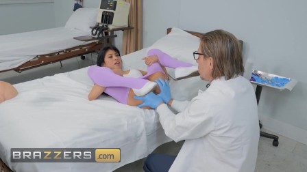 Brazzers - The Doctor Does A Full anal Exam To Ember Snow To Make Sure He Didn't Miss An Inch