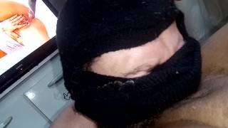 I want to ejaculate with that tongue mistreating me hard,watching the cow receive sperm in the pussy