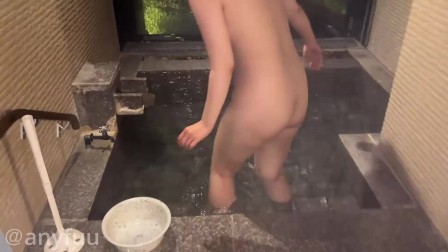 [Hot spring trip] I had sex in front of her friend! [Photographed by a friend]