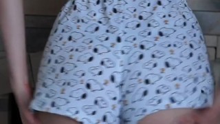 Наконец то отпуск, и можно снять всю лишнюю одежду