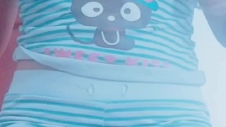 Sucking big boobs اححح بغيت لي يلحس ليا بزازلي سخنت بزااف