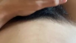 出張先で我慢できずに