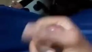 Cumming / handjob