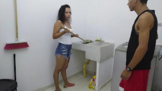 Follo A la Empleada de Mi casa 1 parte