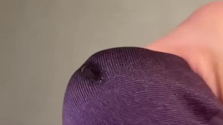 使用済みOLパンティでシコシコザーメンぶっかけ