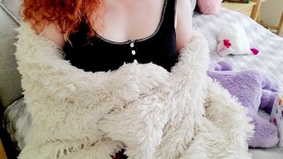 moms friend teaches me a lesson with fuck machine for watching Game Of Thrones
