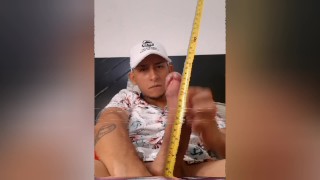 Midiendo Mi Verga Con Un Metro - 25CM Tiene Mi Verga -Brayan Ospina 