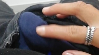 Masajeo mi pene y me mojo el boxer//I massage my penis and wet my garment 💦