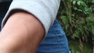 Haciendo cum al borde de la quebrada ~Damomhardx