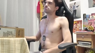 POV: Mi mejor amigo me llama para quedar y me pajeo con una foto suya