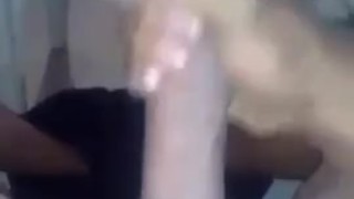 Me desperté con mi polla enorme 