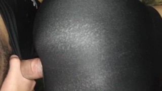 I rip my horny neighbor's pants to fuck her, I come inside her🤤💦😈