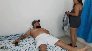 Le doy una buena cogida a la empleada domestica - Parte 1 - Porno en Español