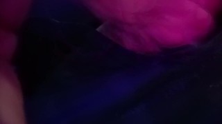 mira q caliente me pone mi hermanastra 