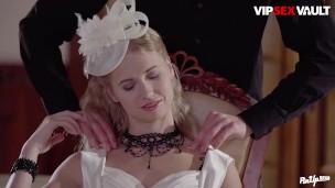 VIP SEX VAULT - Beautiful Blondie Violette Pink Enjoys Lustful Sex With Her Lover