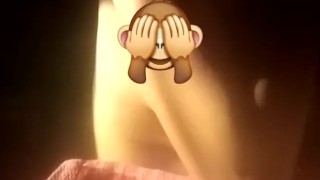 Chica universitaria muestra su sexi cuerpo