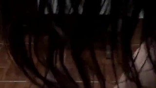 MORENA RABUDA CHUPANDO UMA ROLA GOSTOSA