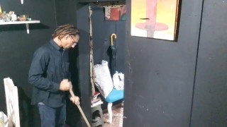 Un soltero probando el cuarto de renta: Raba Erre.