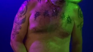 Daddy Dawg Rides a Big One