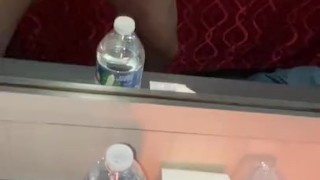 Baile en cámara lenta en hotel