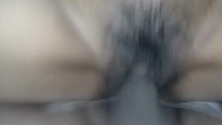 Mi cuñada me pide que la coja y me vengo dentro de ella