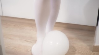 【小連同學】白襪男孩8 踩氣球啦~