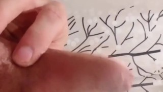 Jugando con mi micropene