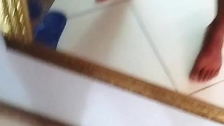 Gozando muito na casa do corno