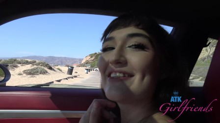 GFE Hookup and playing with Zoey JPEG in the car on this date - warmup and pussy play
