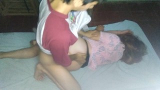 Cogiendo de lado antes de ir al boliche con mi novia bien rico