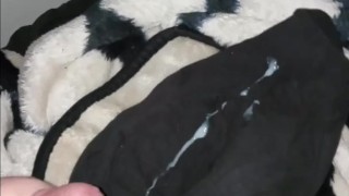 Cum on toy
