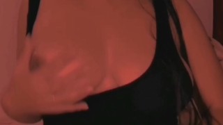 Dulce se masturba para ti