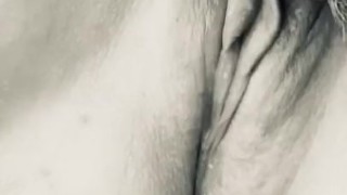 Homemade licking till orgasm in retro style