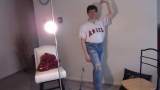 Male Angel Jock Maolo's Surprise Wank Show!!!