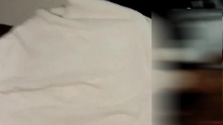 Me rompen el tubo uniformada