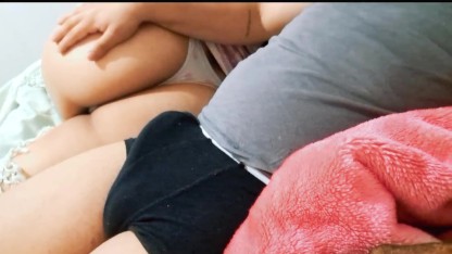 Comparto cama con mi Suegra de Enorme CULO !! Juego de rol - Fantasía