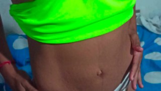 Quiero que comas mi delgado y rico culo