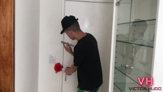 PATRAO METENDO O PAU DURO NA DIARISTA