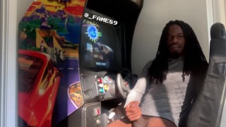 KingFame stroking on Arcade Game