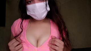 Pov- sua amiga do colegial guia sua punheta e faz um breve boquete molhado🔥💦