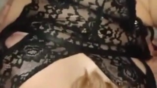 La rubia española me encanta que me follen en el suelo 🔥💦