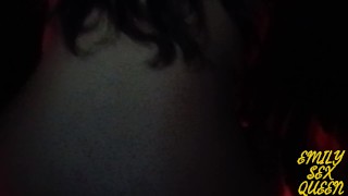 Invite a mi cita de tinder al cine y terminamos cogiendo - Emily Sex Queen