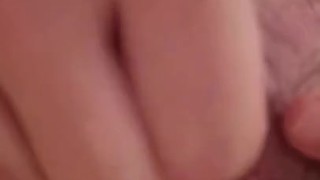 Amateur jugando con mi culo, intentando conseguir un prolapso anal. Casero real.