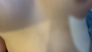 Mabilisan sex habang nasa labas asawa nya