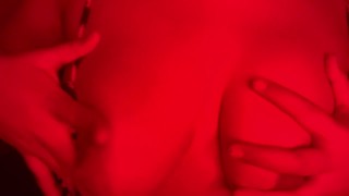 Primer vídeo, tetitas nasty