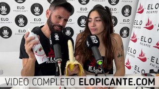 AURA SE TRAGA LA CREMA EN EL CUARTO PICANTE