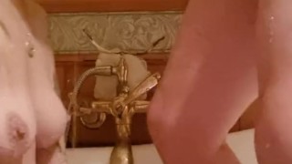 Messy facefuck in shower